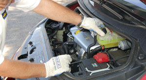 Cómo comprobar el aceite del coche