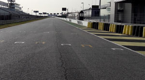 Reasfalto pista Circuito del Jarama - RACE