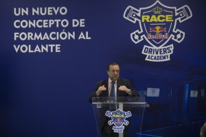 RACE RED BULL DRIVER’S ACADEMY 22