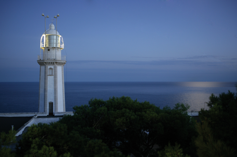 Los faros, ‘salvavidas’ de la costa 12