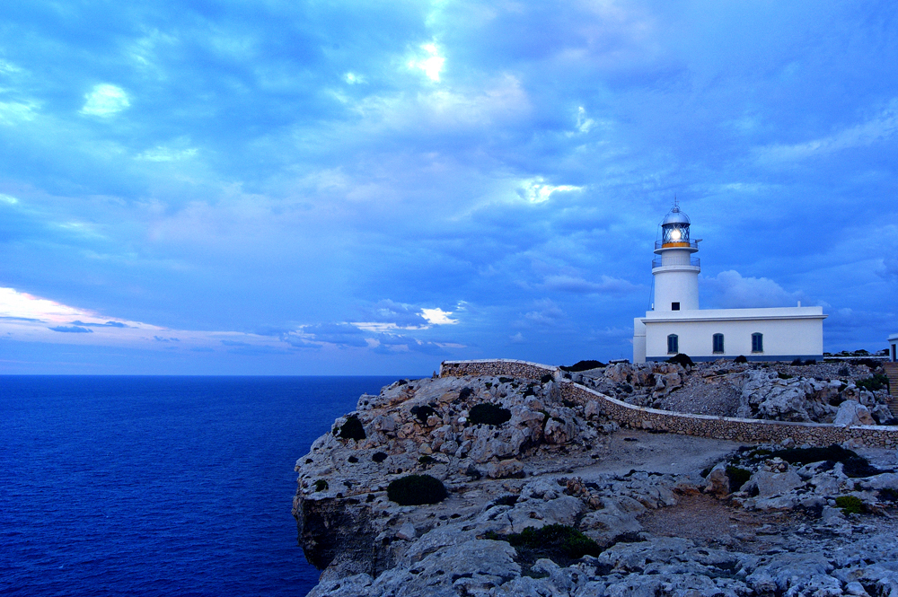 Los faros, ‘salvavidas’ de la costa 16