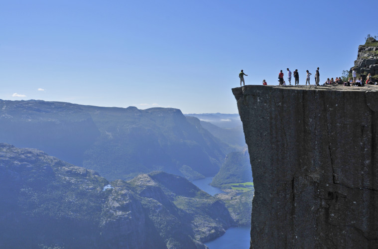 Fiordos noruegos, paisajes de vértigo -