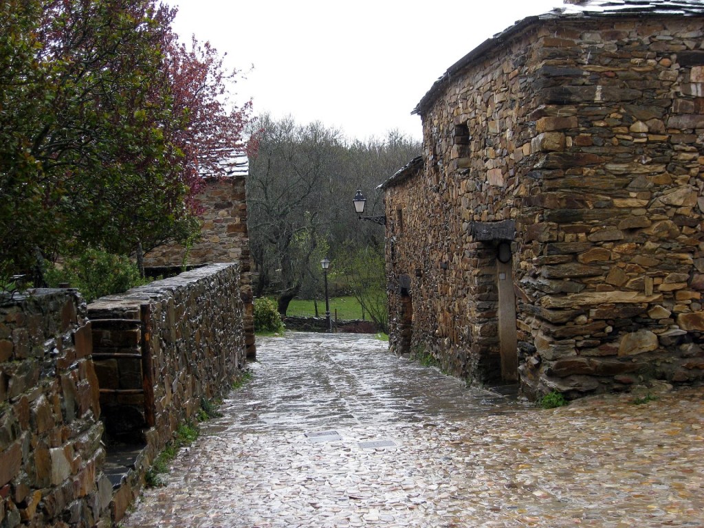 Pueblos abandonados para encontrarse 1