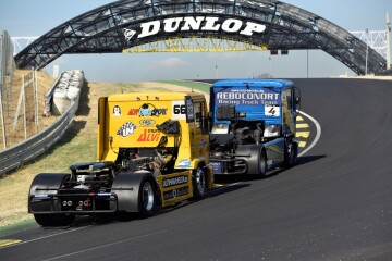 Rugen los motores en el Circuito del Jarama – RACE