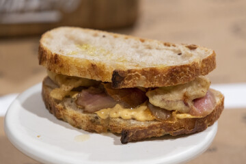 Un bocadillo para chuparse los dedos
