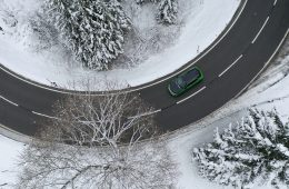 El RACE pide extremar la precaución en las carreteras estas navidades