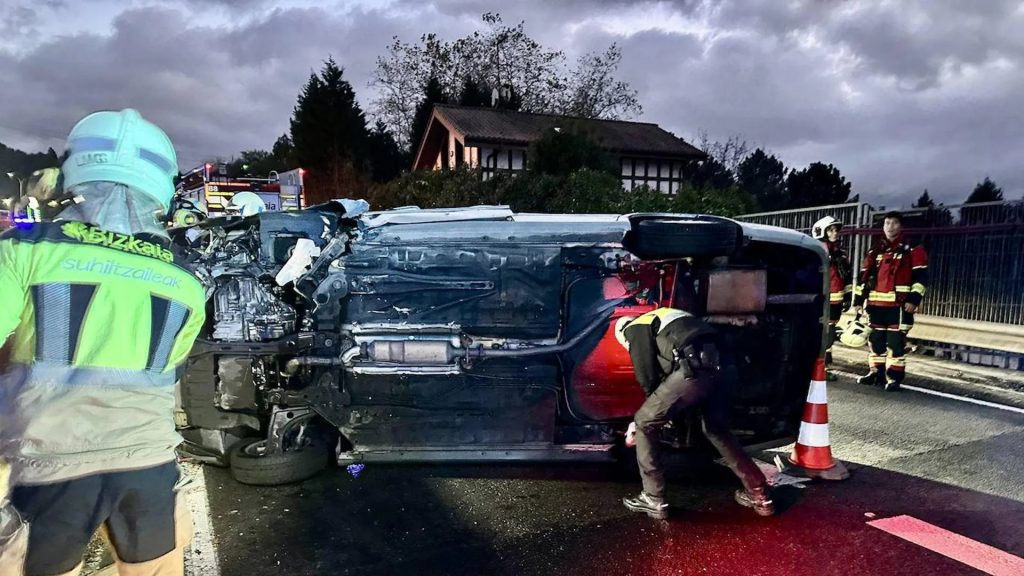 Las cajas negras se suben al coche 1