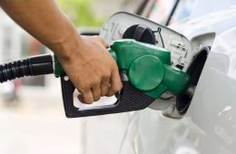 Llenar el depósito, más barato con RACE, Galp y BP