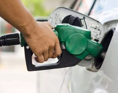 Llenar el depósito, más barato con RACE, Galp y BP