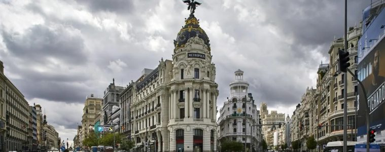 Los vehículos de auxilio en vía pública podrán acceder a las ZBE, una propuesta del RACE 1