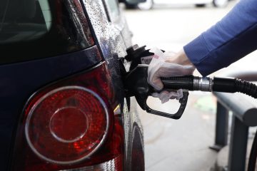 Con RACE, repostar en Galp y BP es más barato