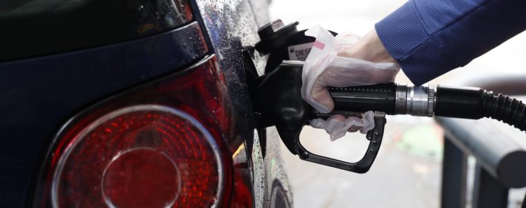 Con RACE, repostar en Galp y BP es más barato