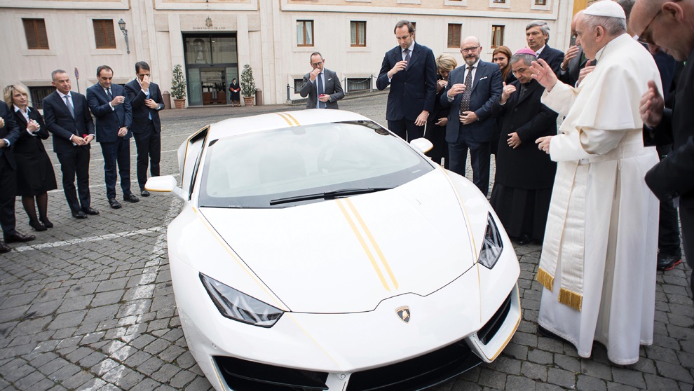 Los coches del Papa: un siglo de fe y blindaje sobre ruedas 12