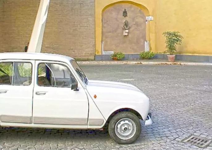 Los coches del Papa: un siglo de fe y blindaje sobre ruedas 18