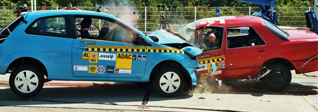 salir de coche accidentado