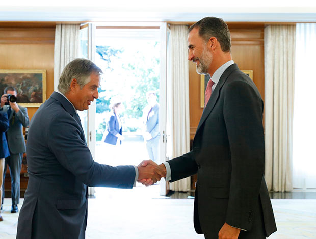 el Rey recibe en audiencia al Consejo Directivo del RACE