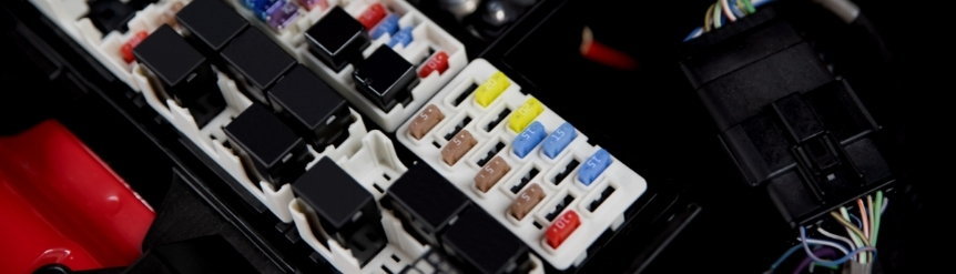 es relé de un coche y qué sirve |