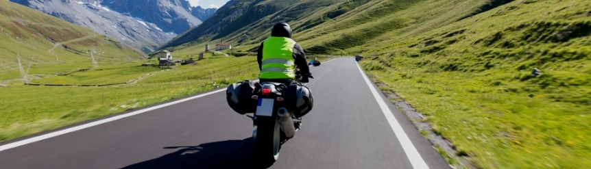 Elegancia De confianza Menos La ropa de moto que debes llevar en verano | RACE