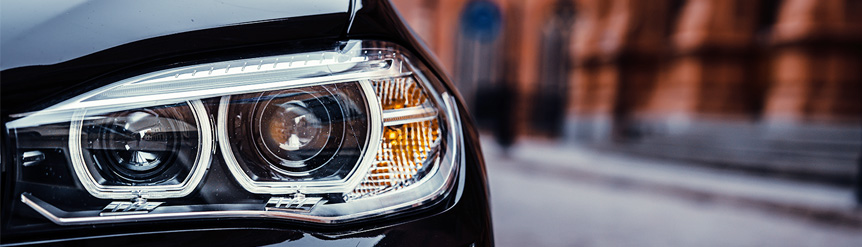 Cómo limpiar y pulir los faros del coche paso a paso