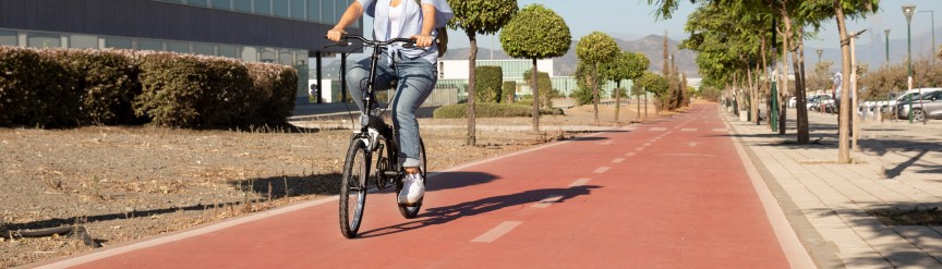 Carril bici solar