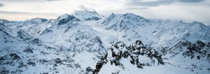 Montañas nevadas